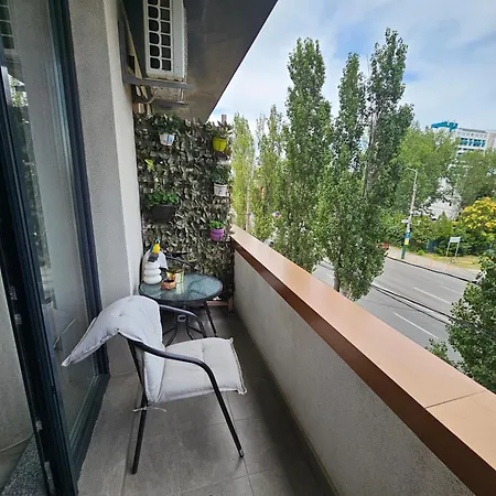 Andrew's Apartment Mamaia