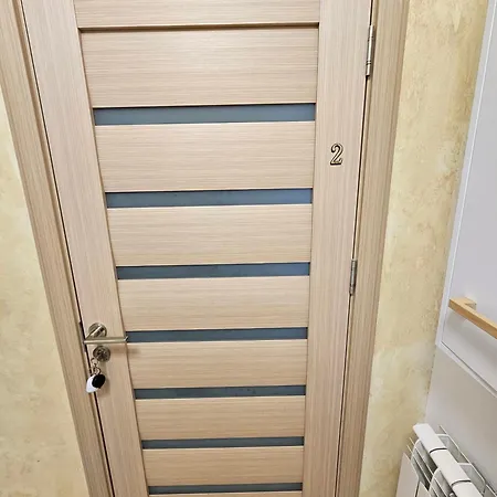 Andrew's * Mamaia